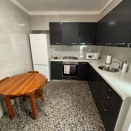 Carlota Y Vaquero House 2 Apartment